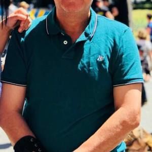 Meet your Posher, Adil